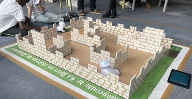 Robot Photon dans son chateau fort